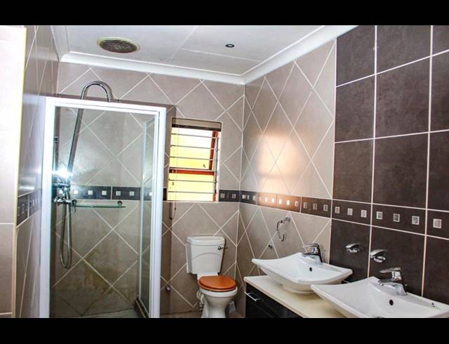 3 BEDROOM HOUSE FOR SALE IN SONNEVELD